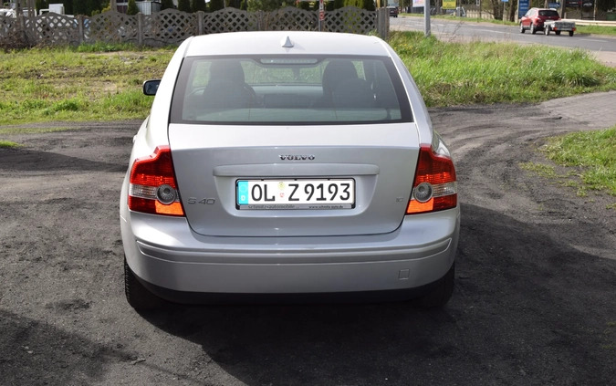 Volvo S40 cena 14900 przebieg: 214000, rok produkcji 2006 z Jarosław małe 211